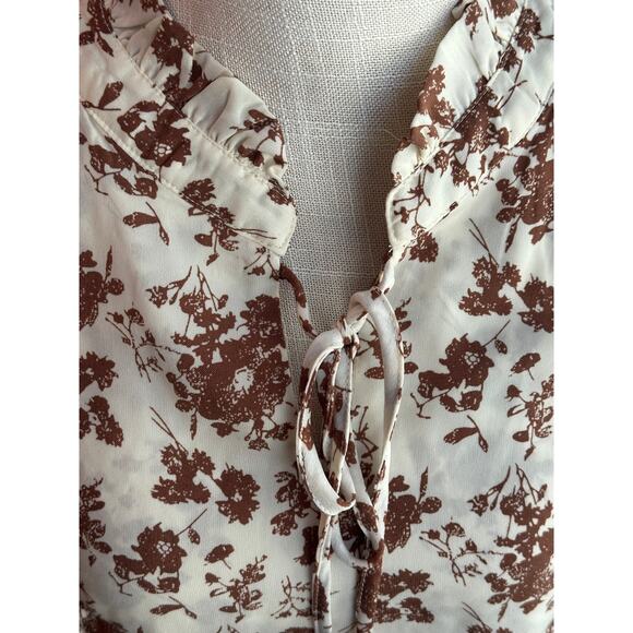 Polagram Floral Print Blouse Size Medium - Picture 5 of 6